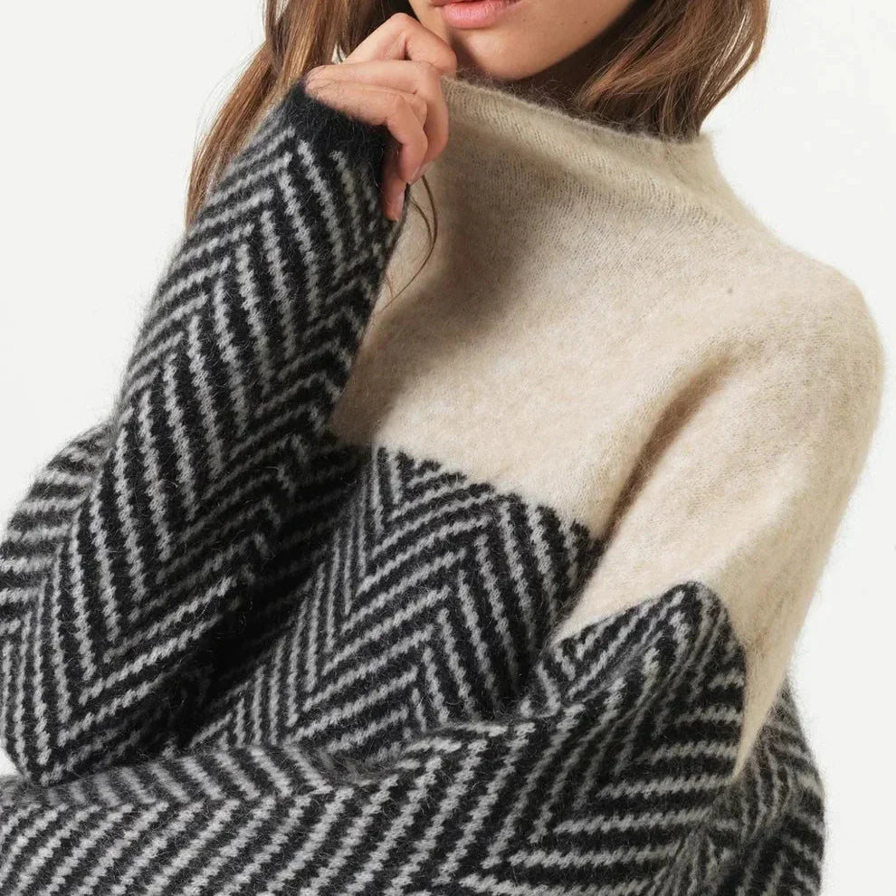 Malene | Cosy Turtleneck Sweater