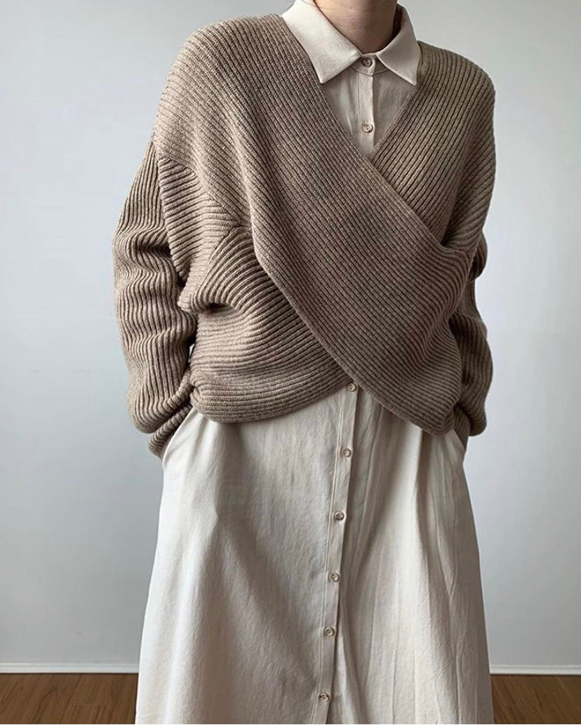 Evelyn | Chic Cross-knit Jumper